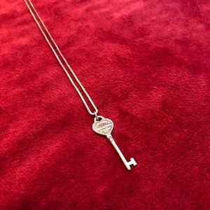 Tiffany Co Silver Return To Tiffany Heart Key Neck